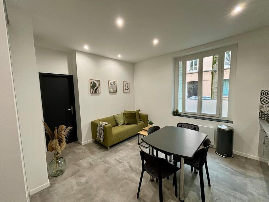L'Olivier - Calme, Chaleureux, Proche Transports Apartment ลียง ภายนอก รูปภาพ