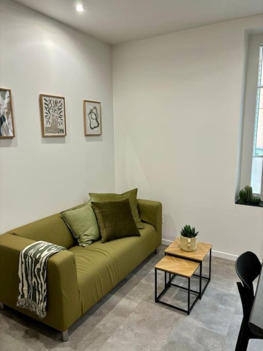 L'Olivier - Calme, Chaleureux, Proche Transports Apartment ลียง ภายนอก รูปภาพ